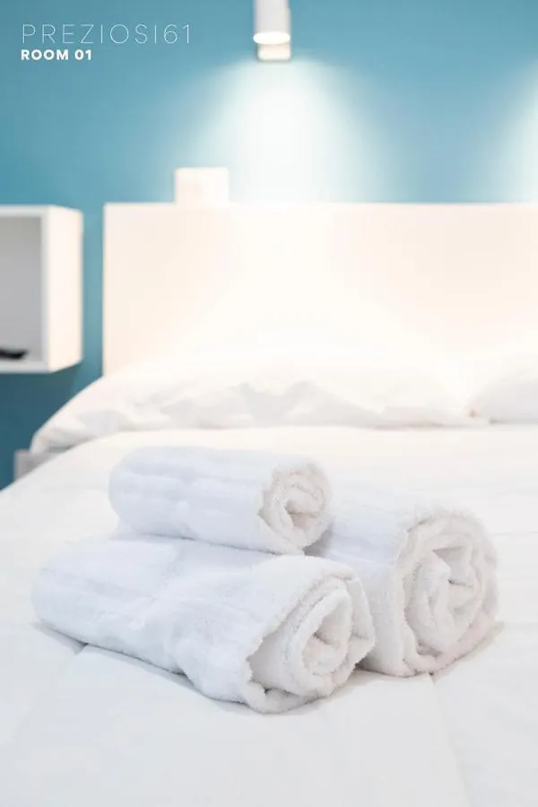 Preziosi 61 Apartment Naples Italy
